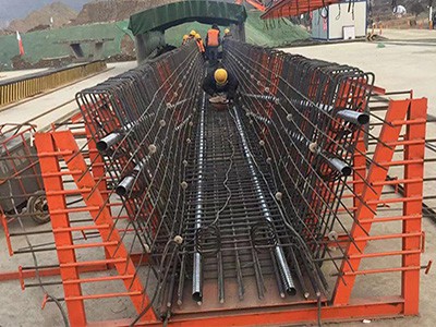 Qu’est-ce qu’un conduit métallique en béton précontraint ?